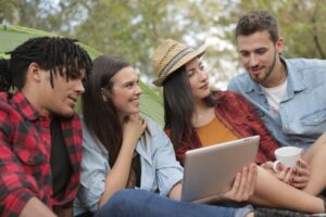 young people solving a puzzle on the CUSP